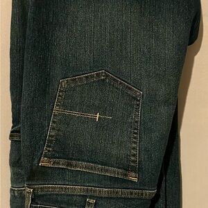 AriatMen's Dark Blue Denim Jeans - Classic Casual Fit